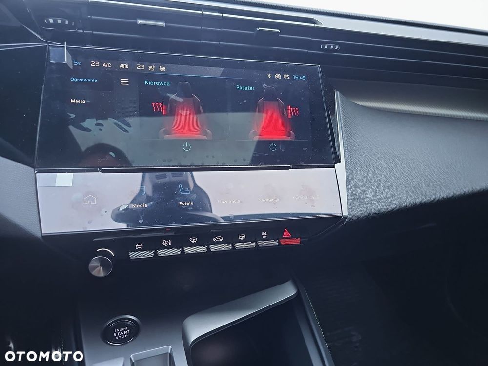 Peugeot 408 - 21