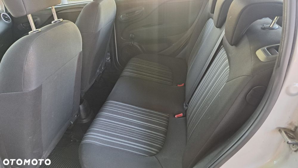 Fiat Punto Evo 1.2 8V Easy - 11