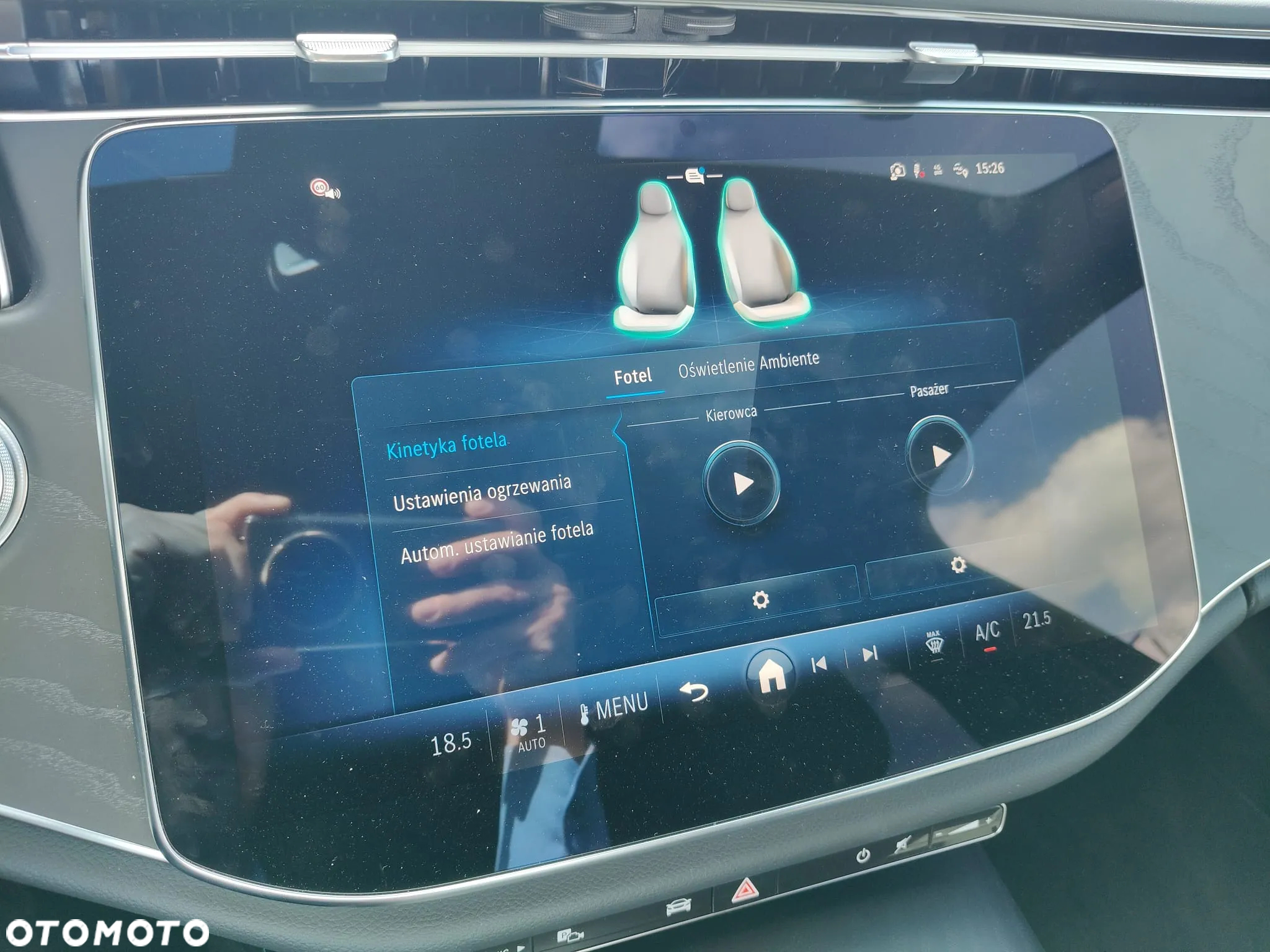 Mercedes-Benz Klasa E 220 d mHEV 4-Matic AMG 9G-Tronic - 25