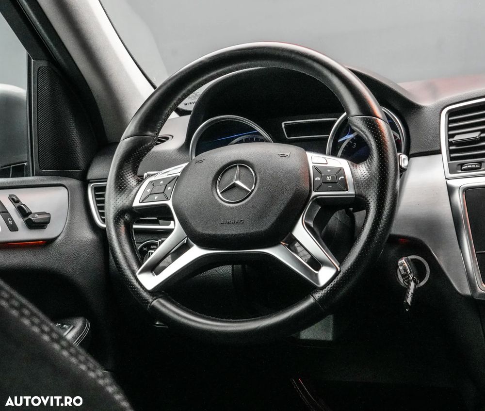 Mercedes-Benz ML 250 BlueTec 4MATIC Aut - 17