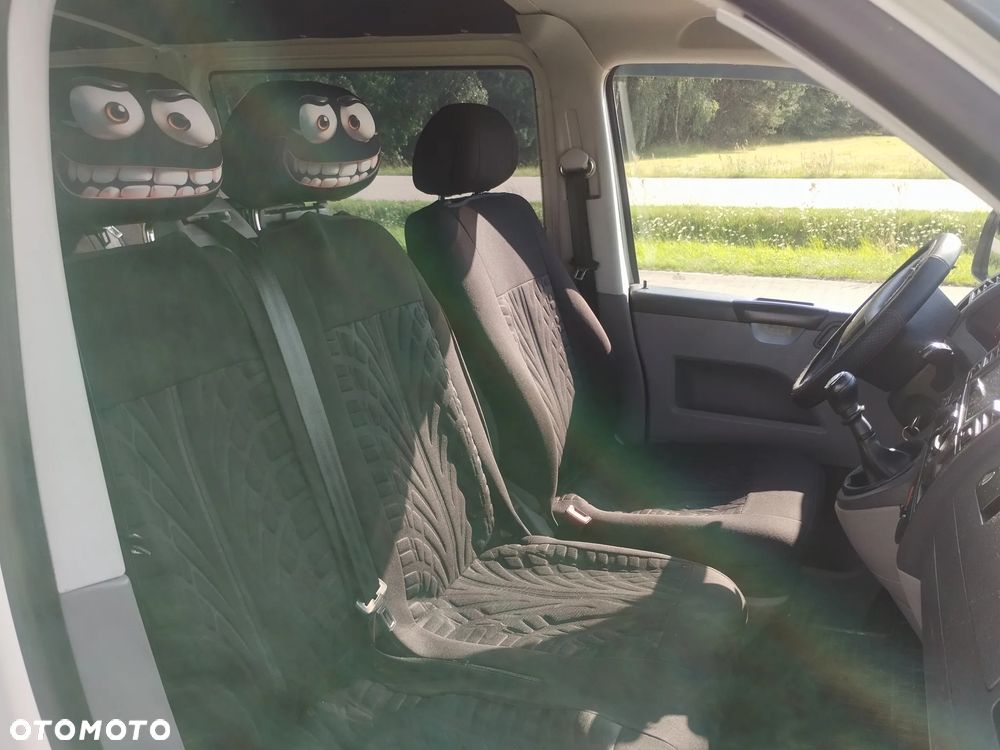 Volkswagen Transporter - 9