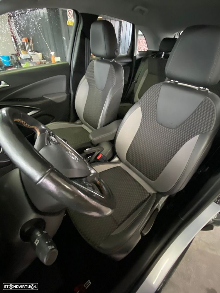 Opel Crossland X 1.2 S&S Edition - 34