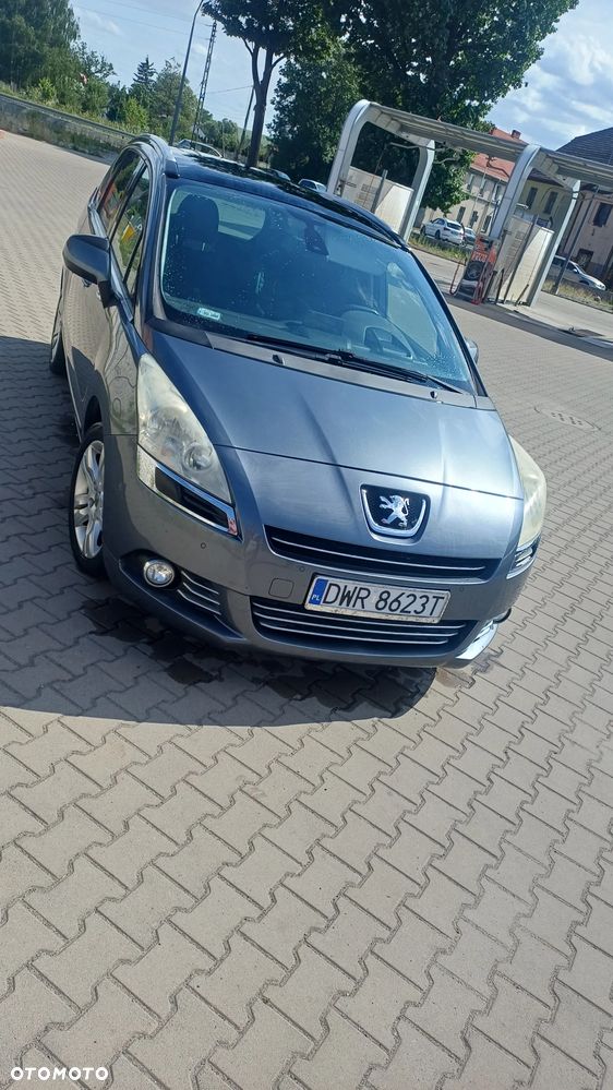 Peugeot 5008 - 3