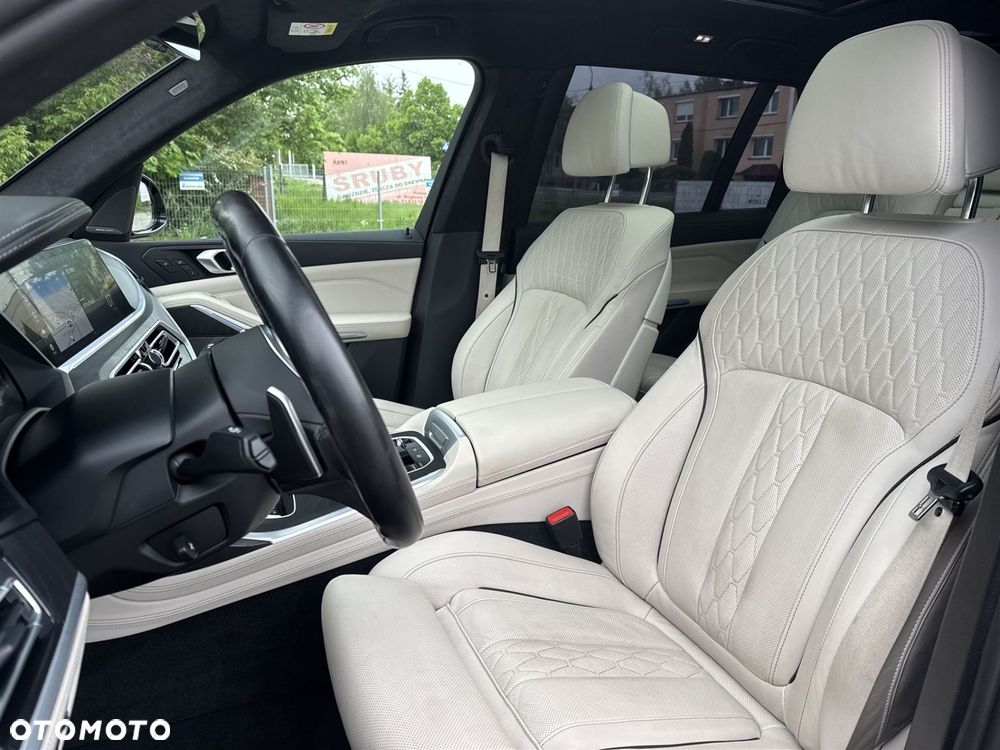 BMW X7 xDrive40d mHEV - 20