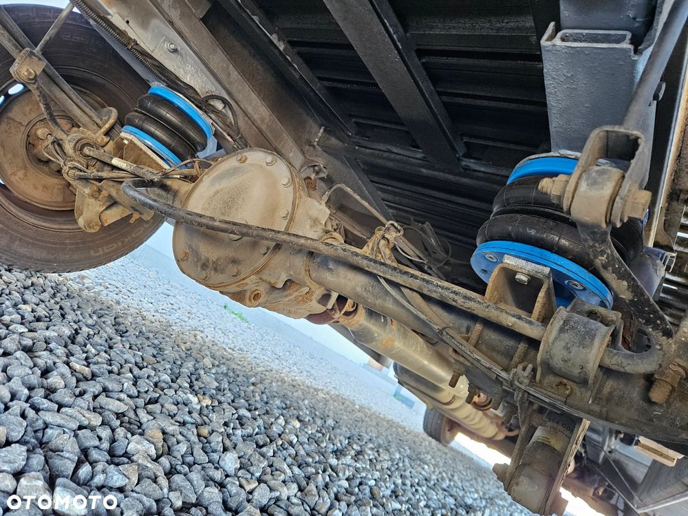 Mercedes-Benz Sprinter 319 CDI 7G-Tronic - 40