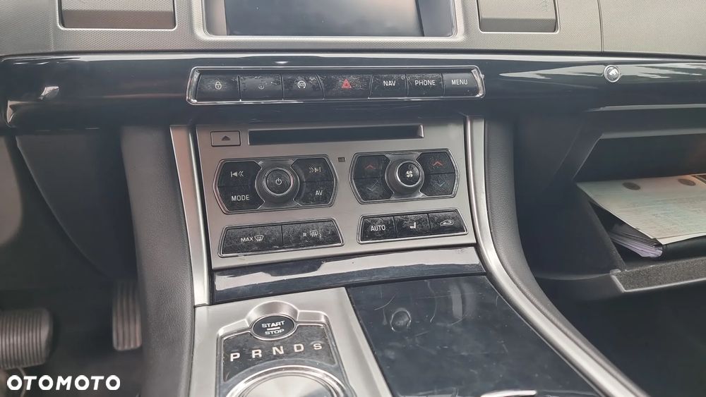 Jaguar XF - 20