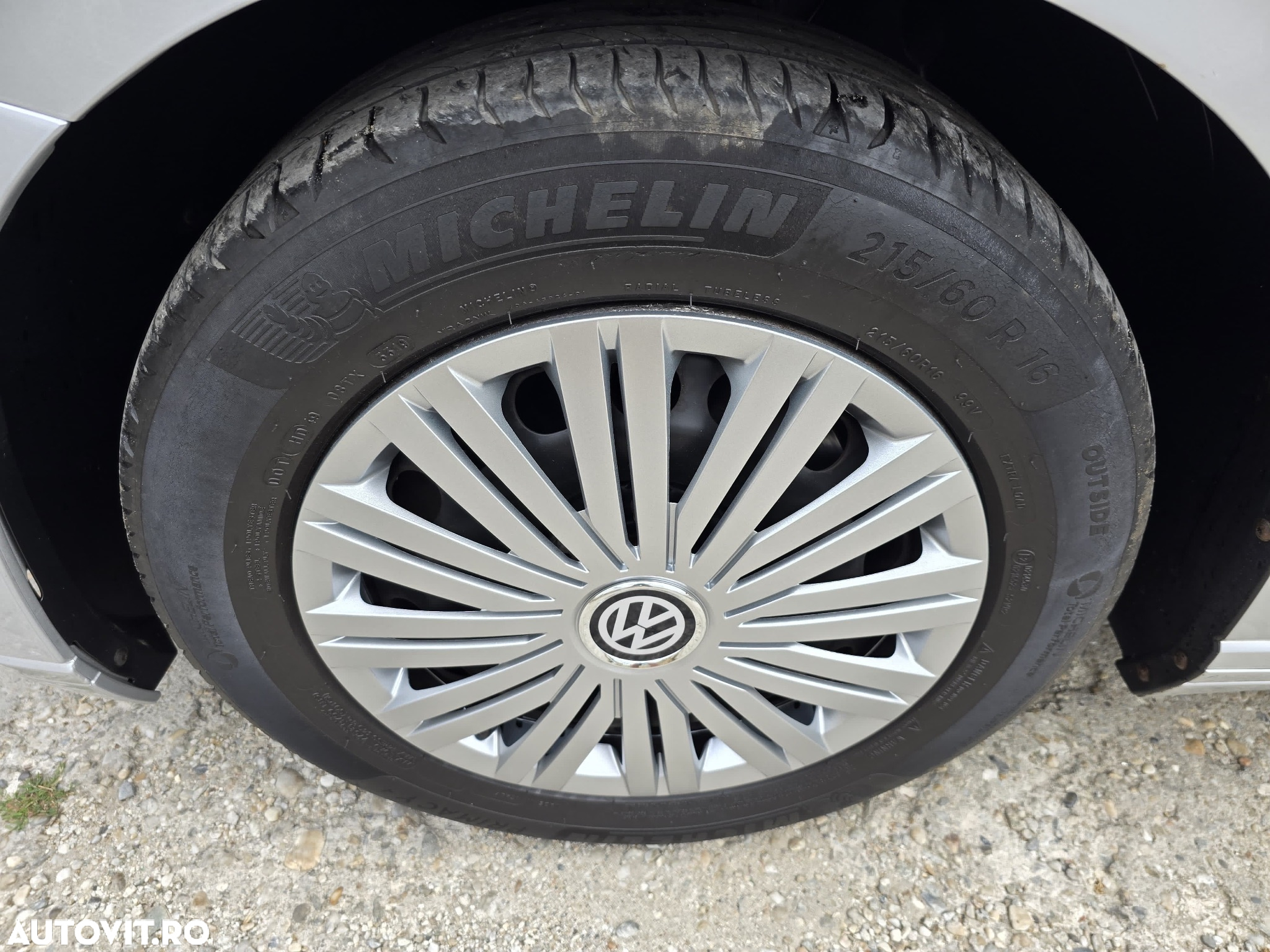 Volkswagen Passat Variant 2.0 TDI DSG Highline - 26