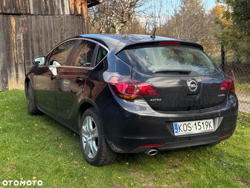 Opel Astra - 8