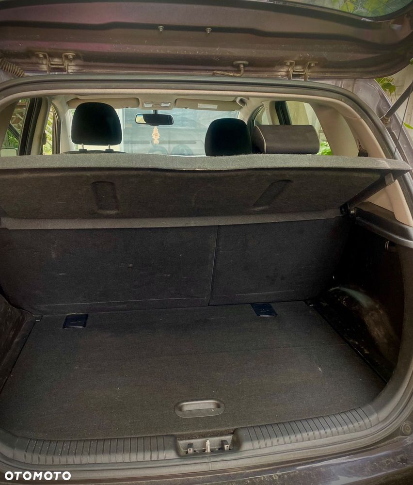 Kia Venga 1.6 L - 13
