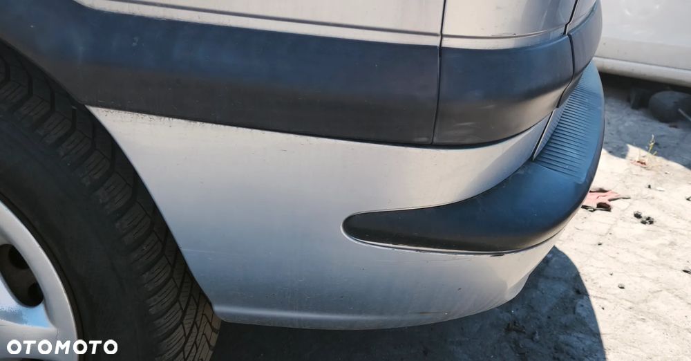 OPEL ZAFIRA A 00r ZDERZAK TYŁ TYLNY Z151 - 2