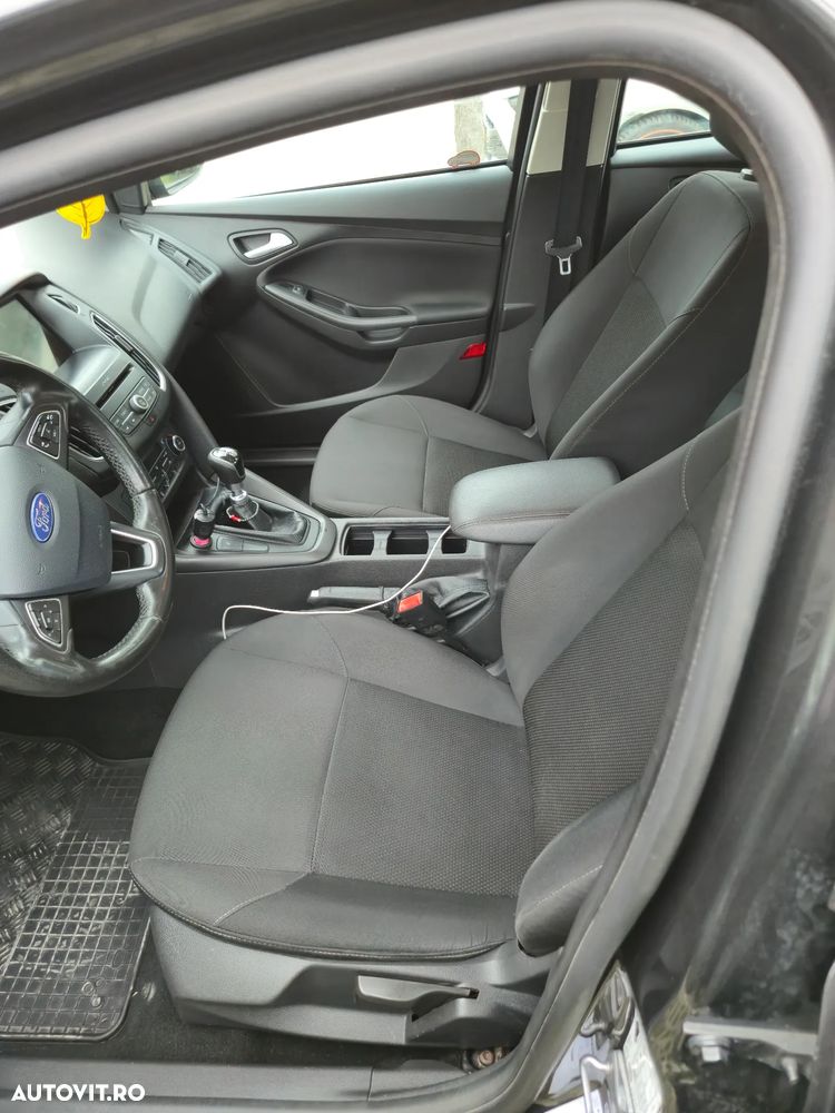 Ford Focus - 5