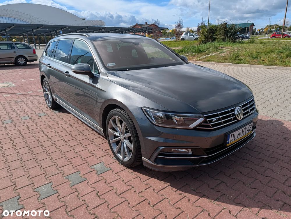 Volkswagen Passat - 24