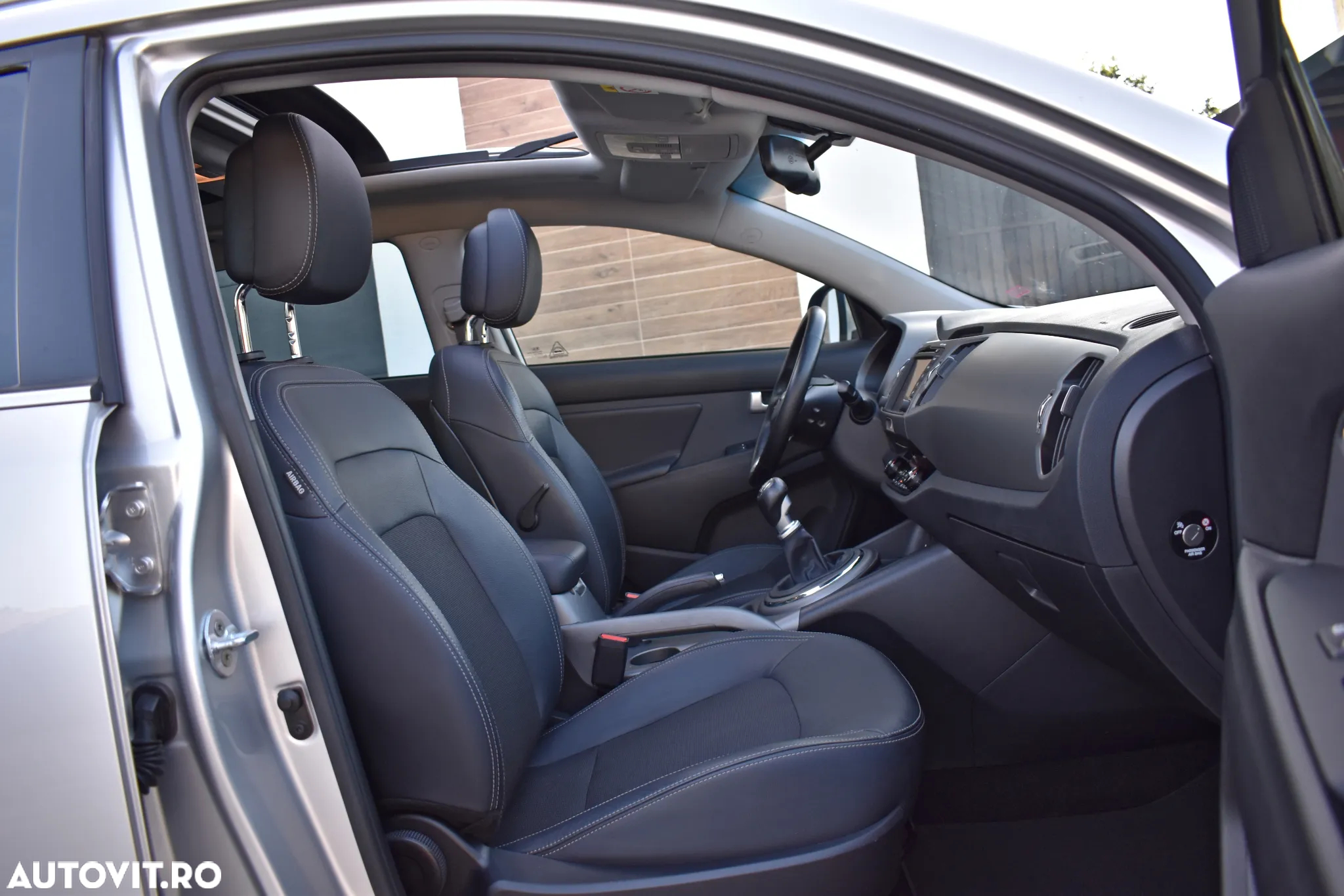 Kia Sportage 2.0 CRDI 4WD Dream-Team Edition - 6