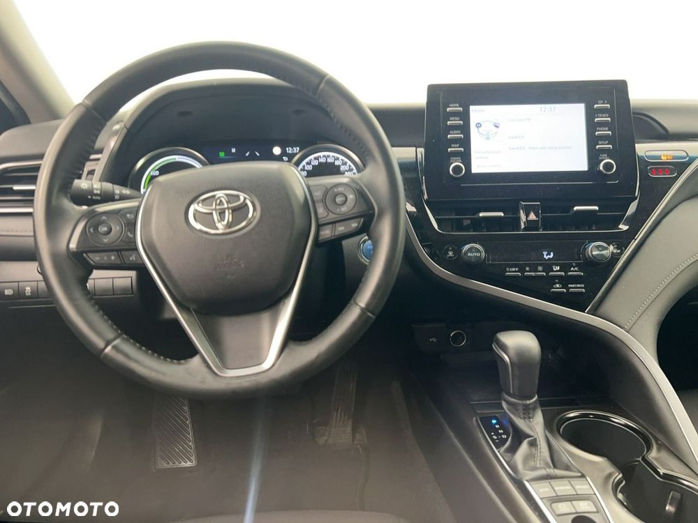 Toyota Camry - 9