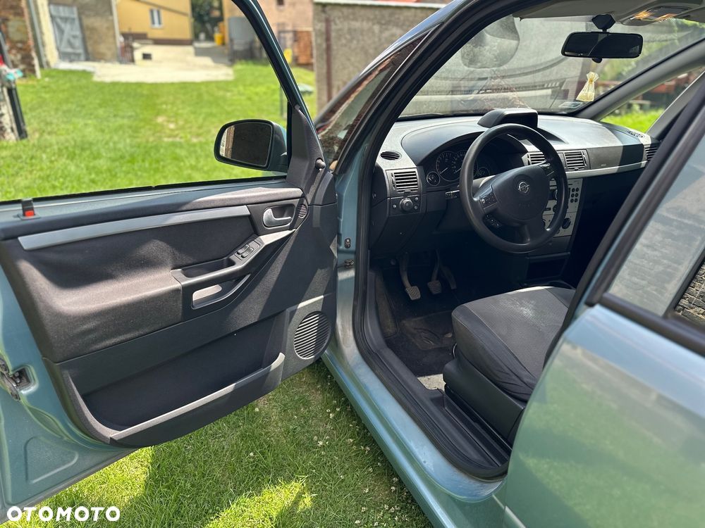 Opel Meriva - 11