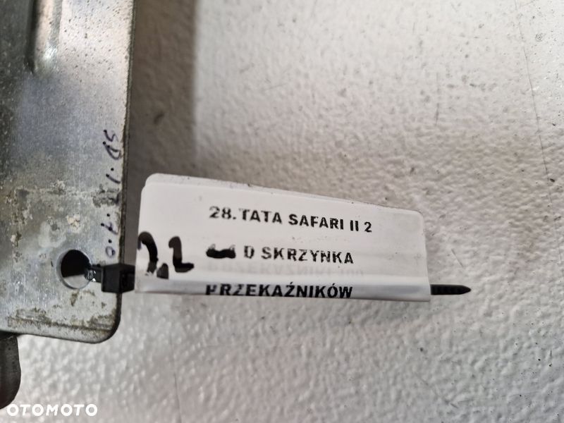 TATA SAFARI II 2 2.2 D SKRZYNKA PRZEKAŹNIKÓW PRZEKAŹNIKI - 7