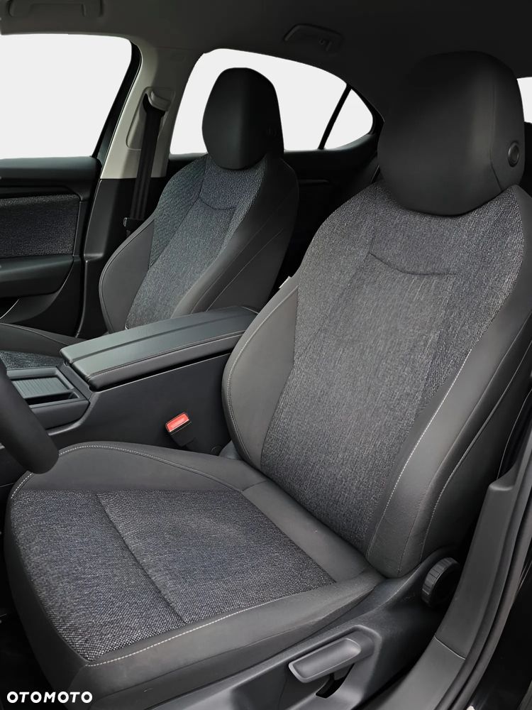 Skoda Superb 2.0 TDI SCR Essence DSG - 33