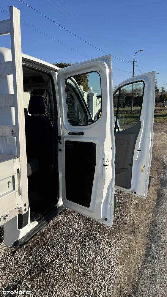 Ford TRANSIT DOKA - 17