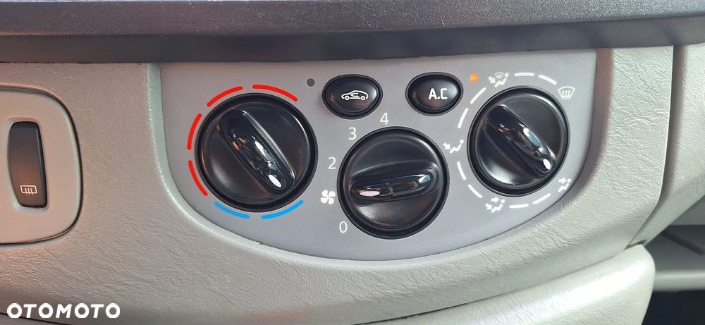 Nissan Primastar - 19