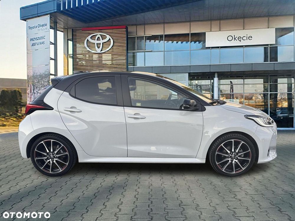Toyota Yaris Hybrid 1.5 GR Sport - 6