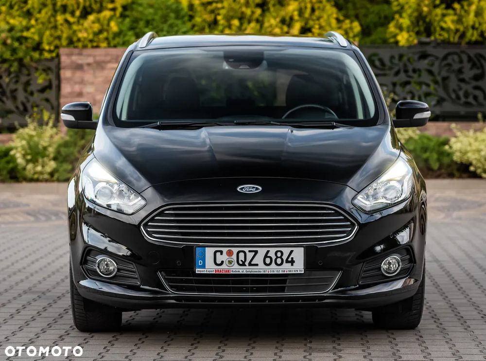 Ford S-Max 2.0 EcoBlue Allrad TITANIUM - 4