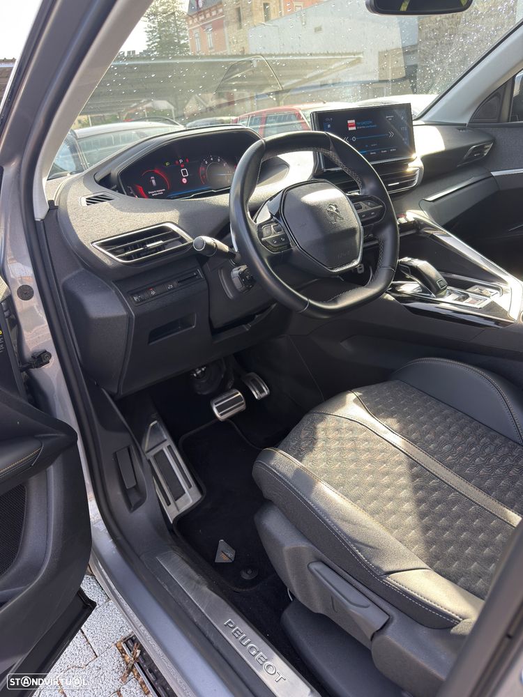 Peugeot 3008 PureTech 130 Stop & Start GPF EAT8 Roadtrip - 6