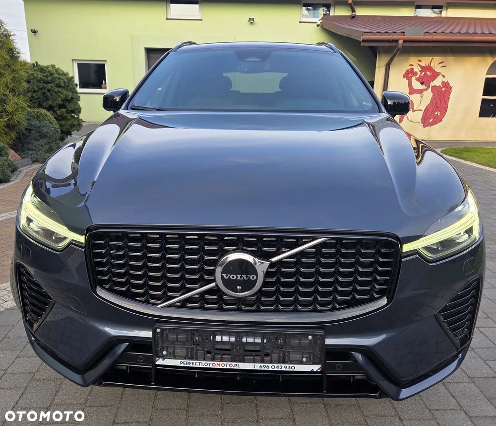 Volvo XC 60 B4 D Ultimate Dark - 4