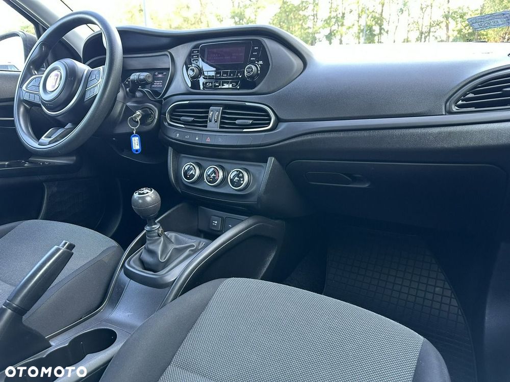 Fiat Tipo 1.4 Classic - 21