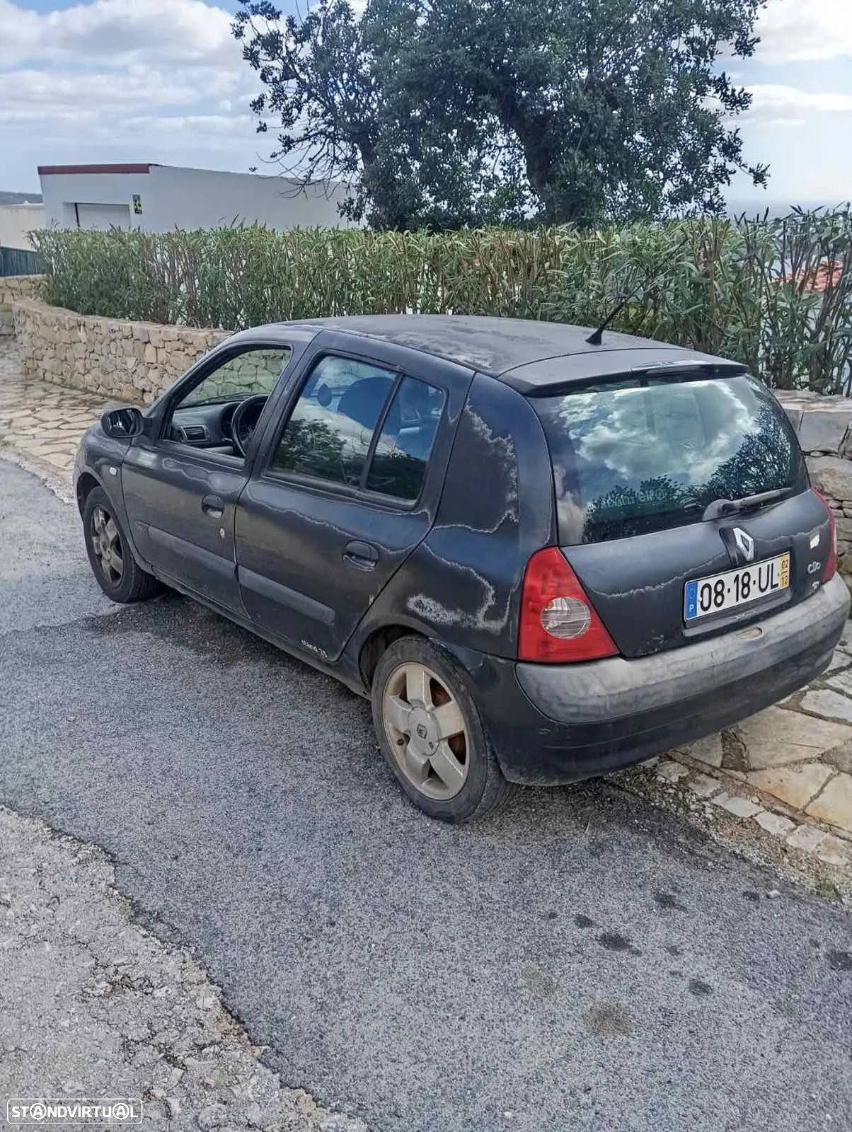 Renault Clio 1.6 16V Initiale - 2