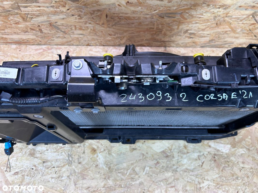 PAS PRZEDNI WZMOCNIENIE CHŁODNICE OPEL CORSA F PEUGEOT 208 II ELEKTRYK 19- - 8