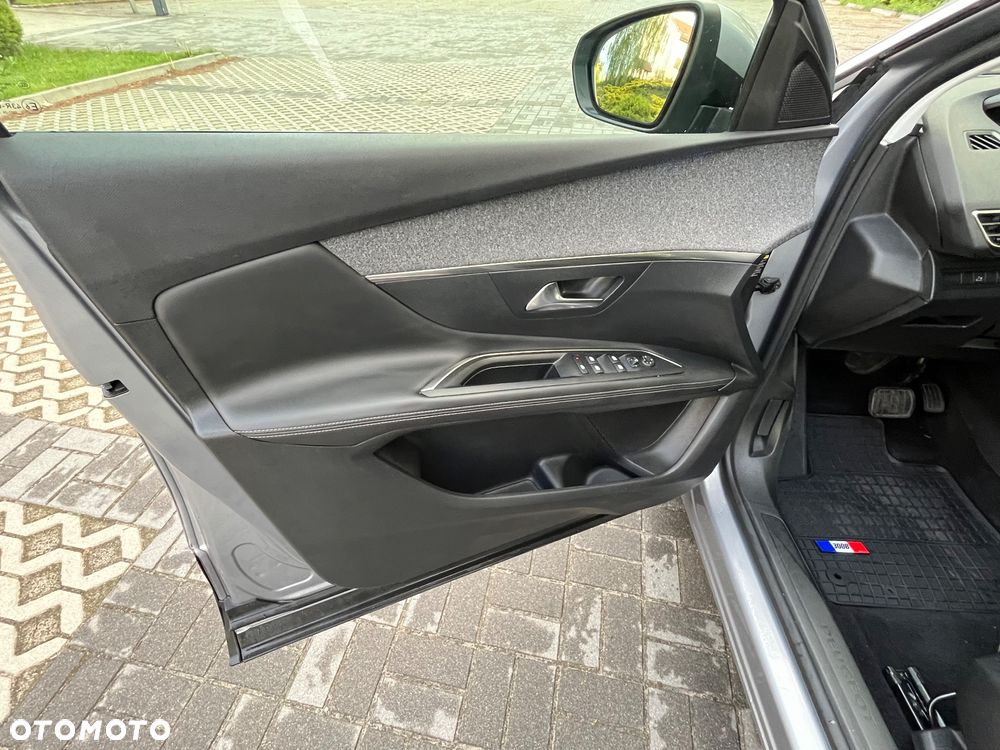 Peugeot 3008 BlueHDi 180 Stop & Start EAT8 Allure - 35
