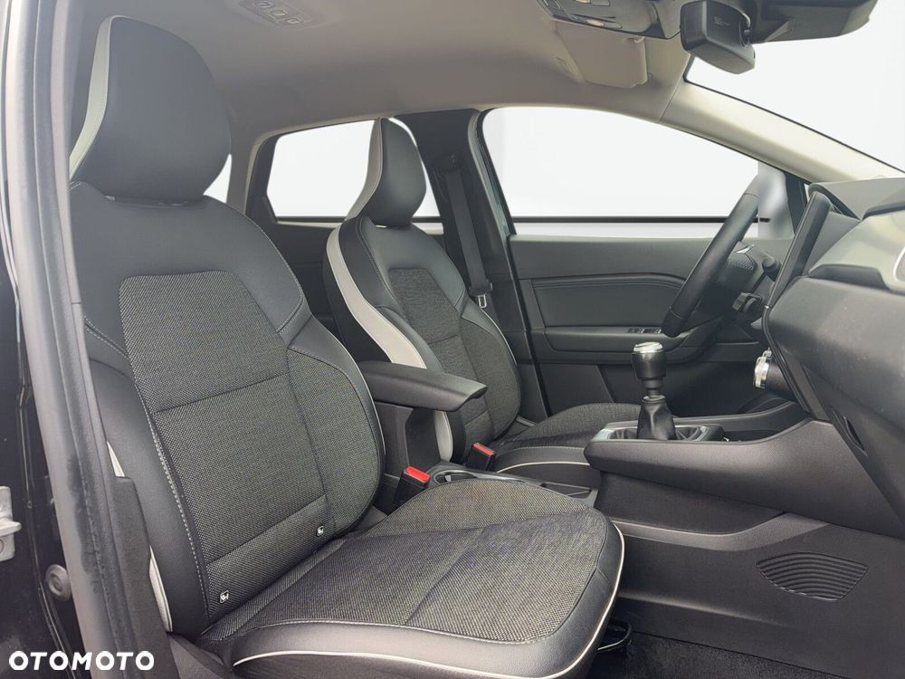 Renault Captur - 19