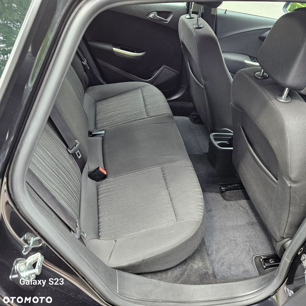 Opel Astra 1.6 Color Edition - 25
