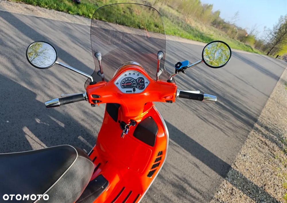 Vespa GTS - 3