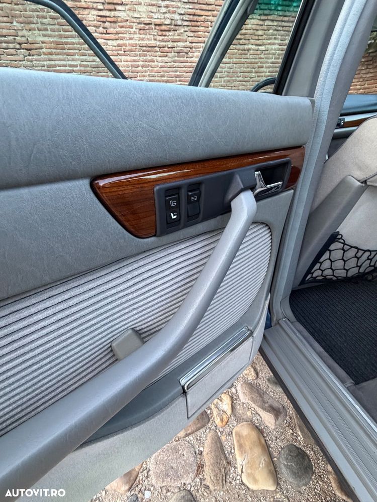 Mercedes-Benz W126 - 9