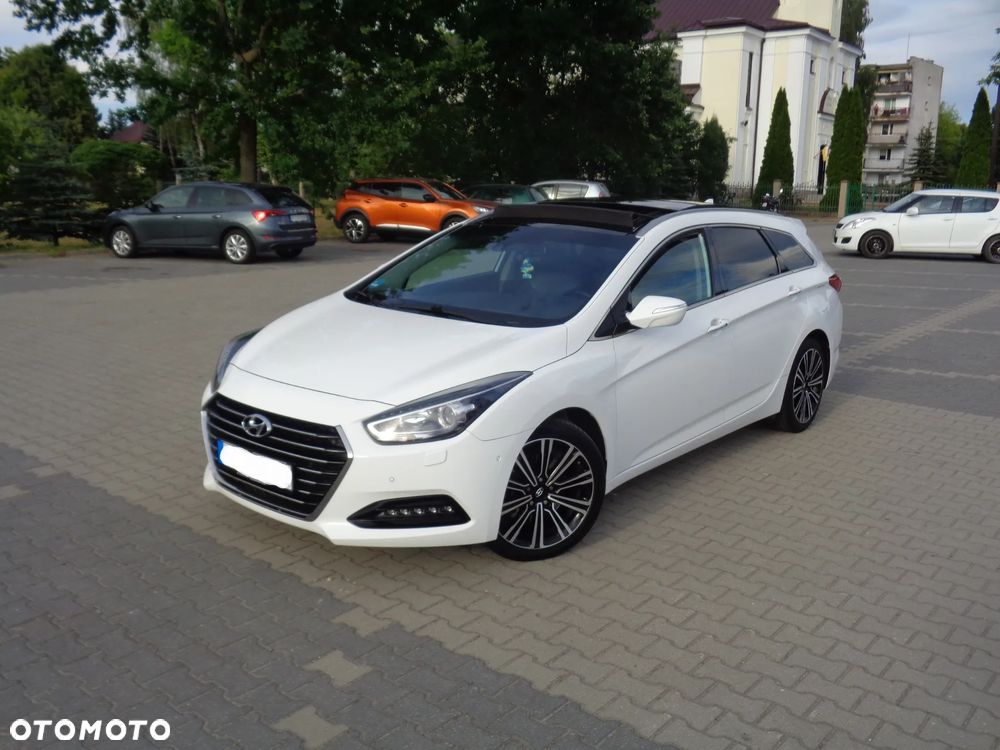 Hyundai i40 Kombi 1.7 CRDi DCT Premium - 2