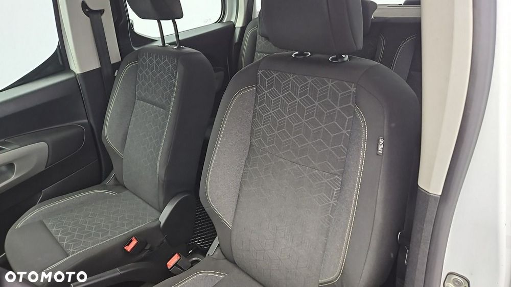 Peugeot Rifter 1.5 BlueHDI Active - 11