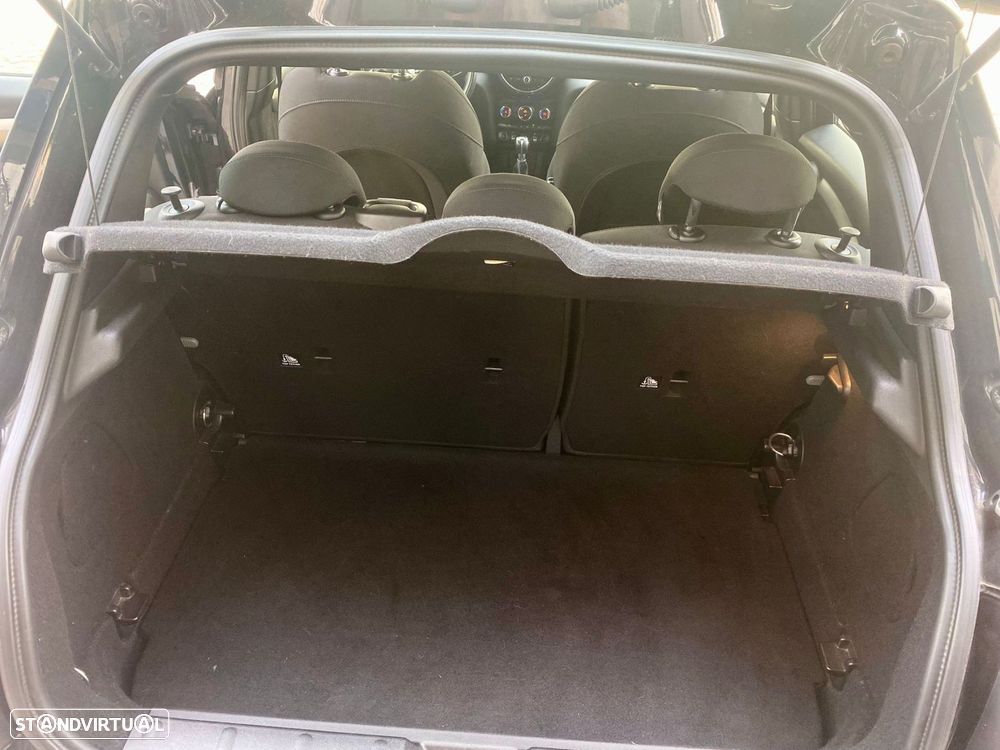 MINI 5 Portas Cooper D - 26