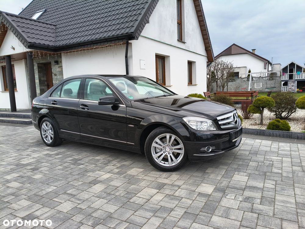 Mercedes-Benz Klasa C 180 Kompressor BlueEFFICIENCY Avantgarde - 3