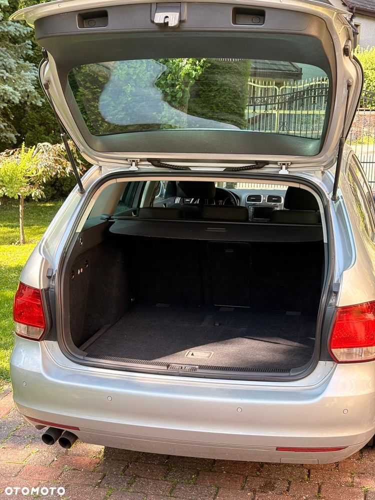 Volkswagen Golf 2.0 TDI Highline - 14