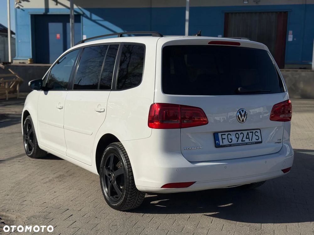 Volkswagen Touran 1.6 TDI DPF BlueMotion Technology STYLE - 9