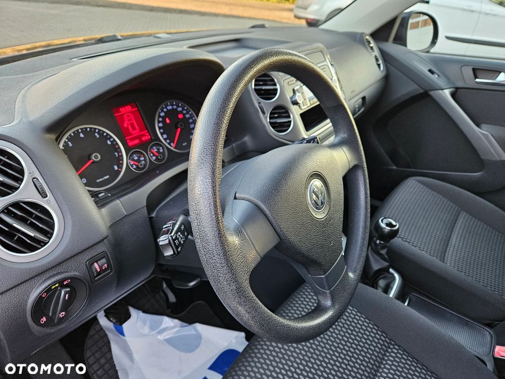 Volkswagen Tiguan 1.4 TSI BlueMotion Technology Exclusive - 19