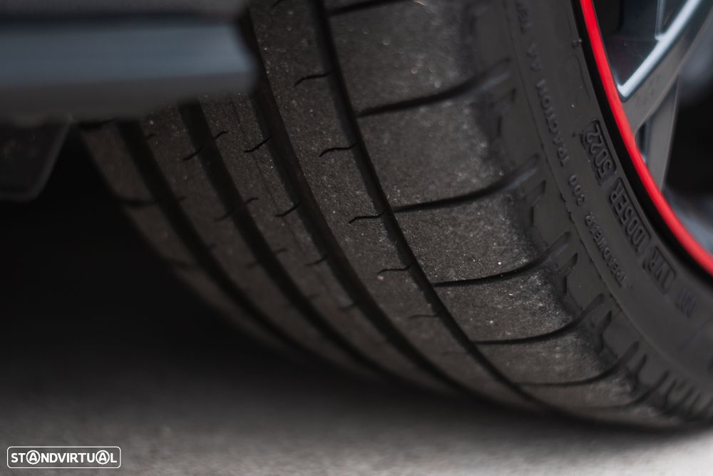 VW Golf 2.0 TSI GTI DSG Performance - 11