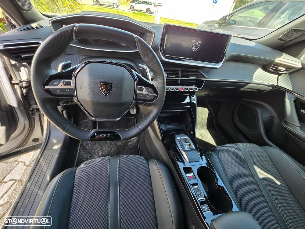 Peugeot 2008 PureTech 130 EAT8 GT - 7