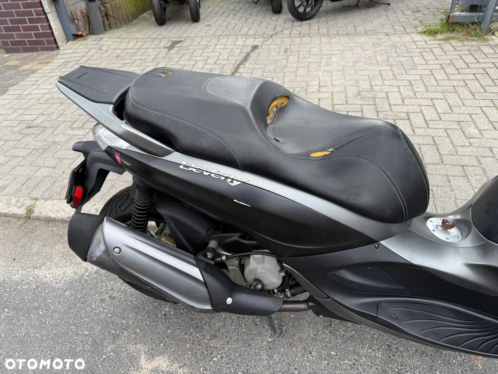 Piaggio Beverly - 18