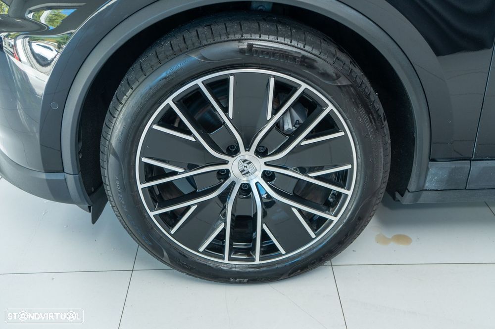 Porsche Macan Electric 4 - 41