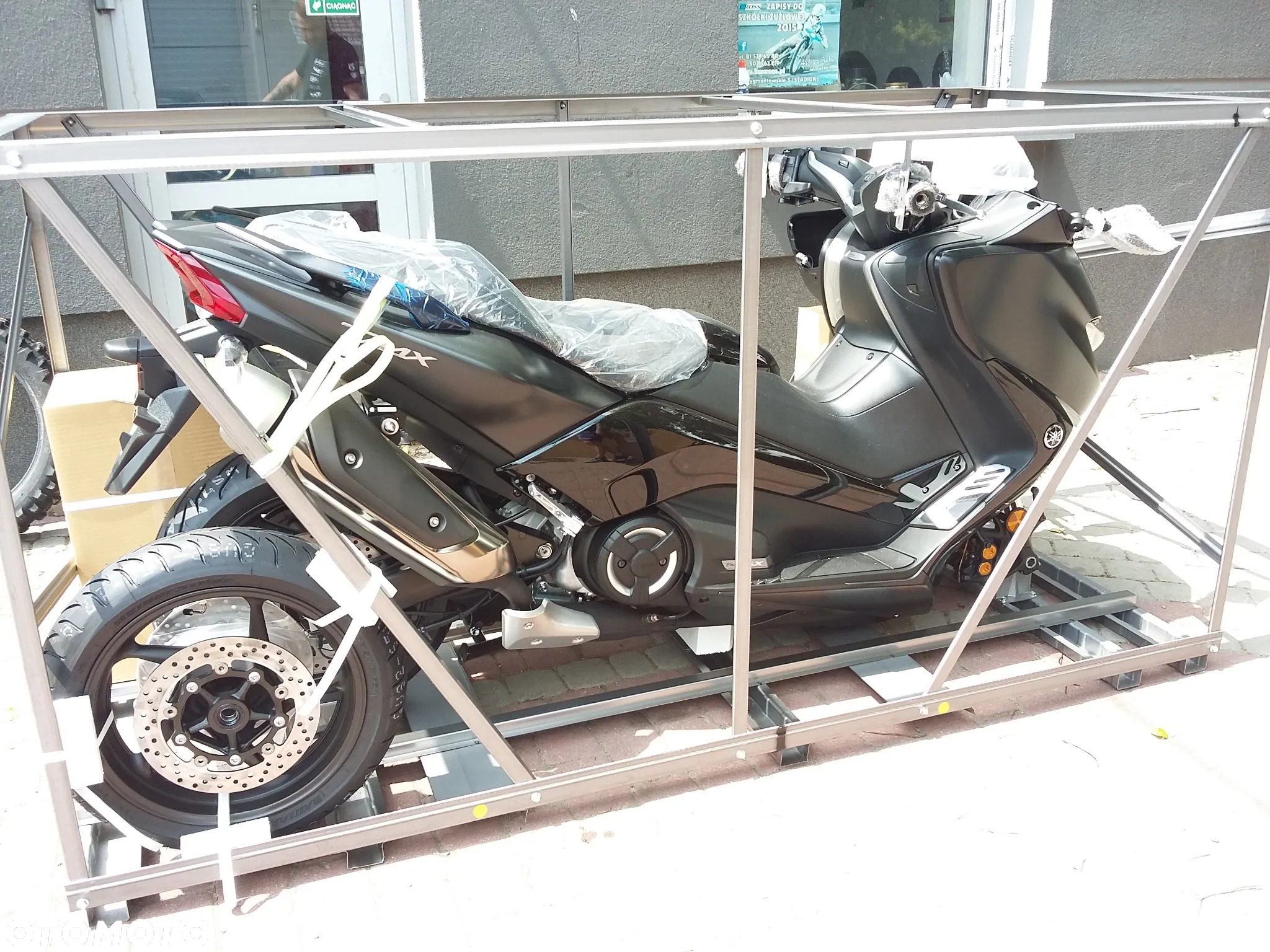 Yamaha Tmax - 38