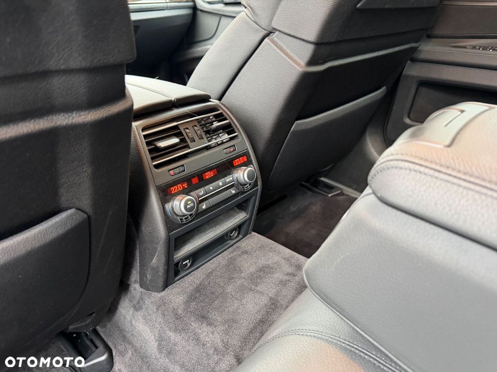 BMW Seria 7 730d - 23