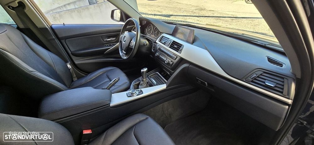 BMW 318 - 26