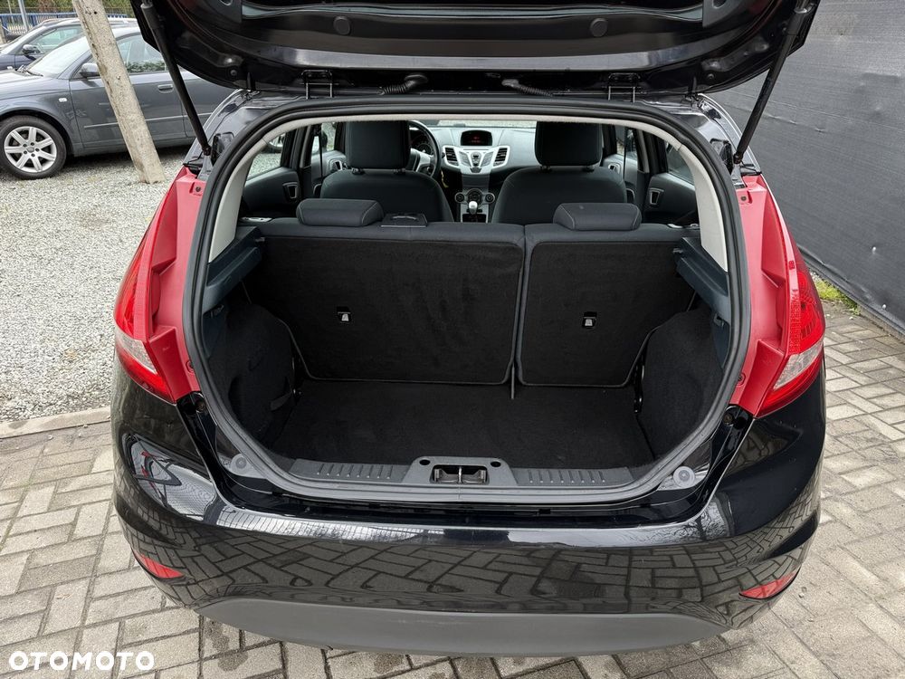 Ford Fiesta 1.25 Viva - 34